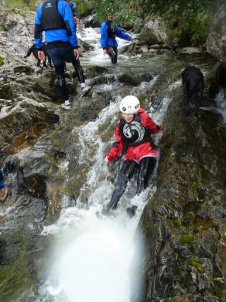  Descenso del tobogán natural 